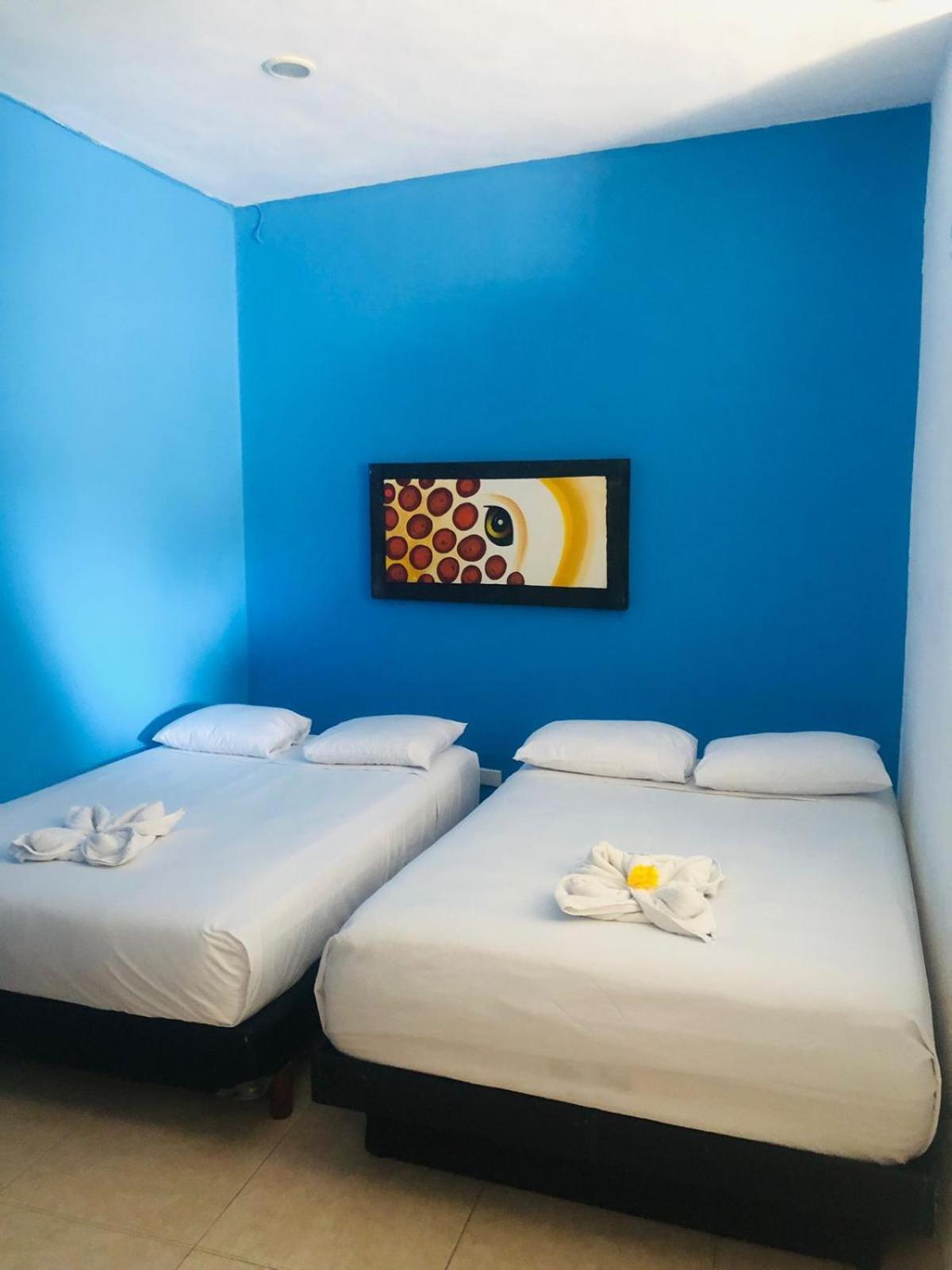 Easy Hotel Плая-дель-Кармен Экстерьер фото